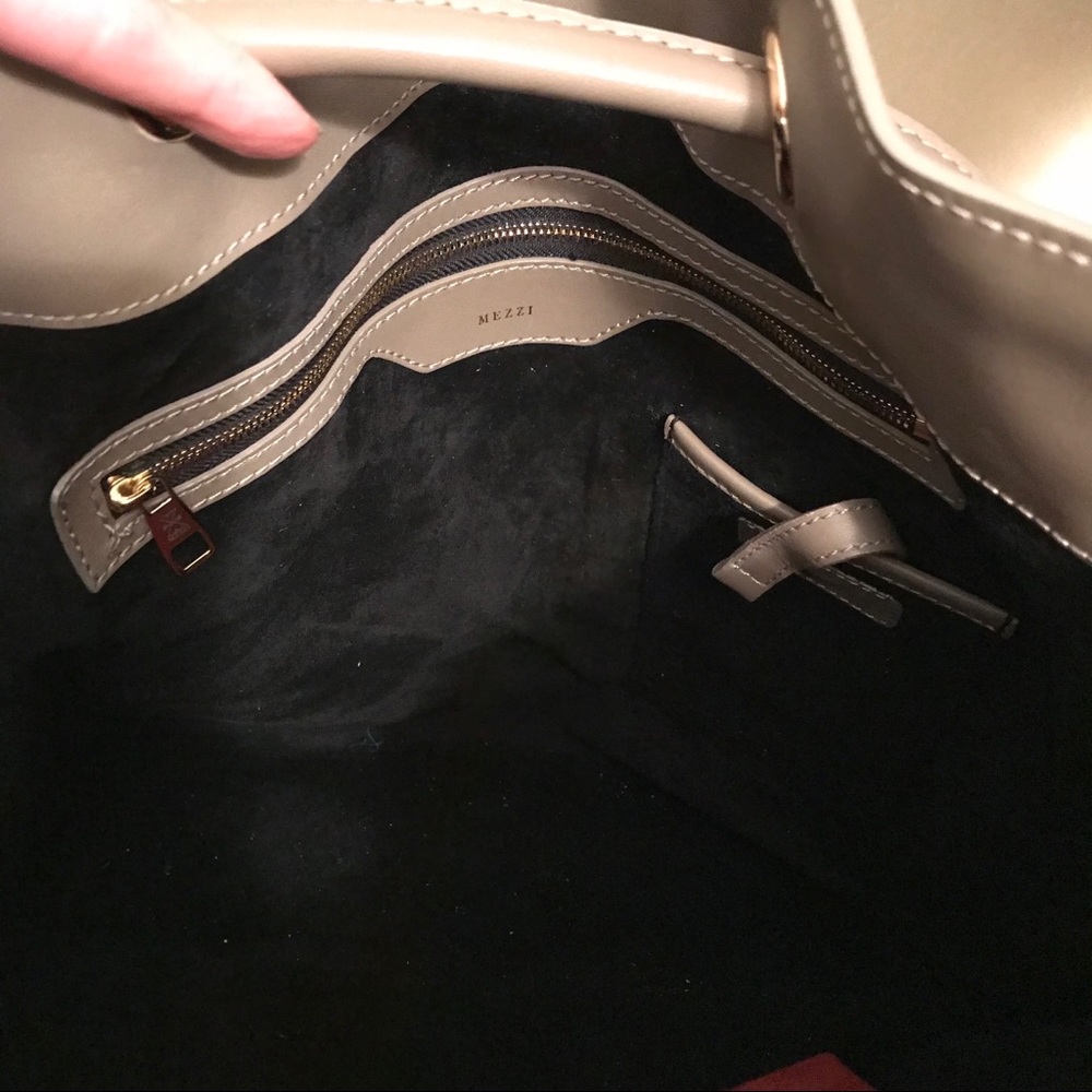 ✨Mezzi Large Leather Tote Bag - Picture 7 of 8